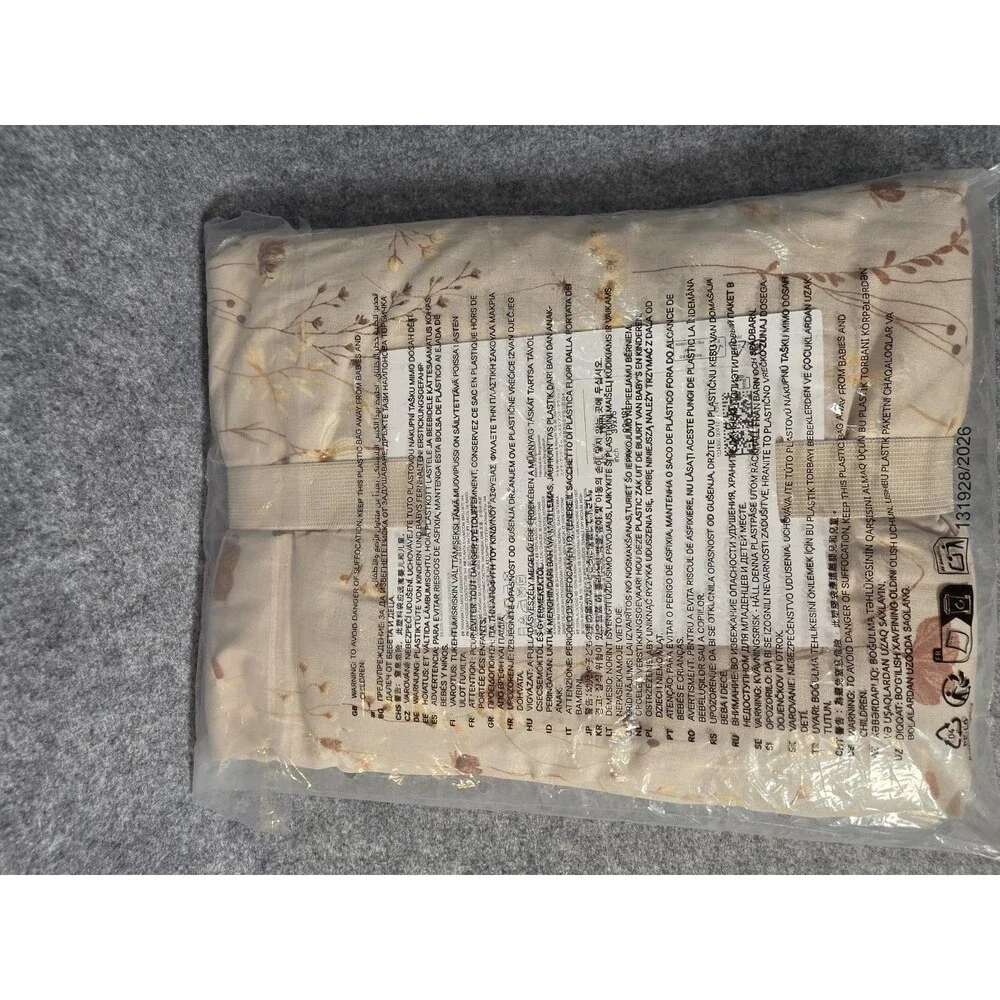 H&M Twin Fitted Sheet Floral Beige 39x75